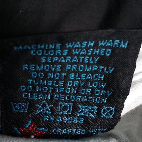 Deadstock Vintage Oregon Outdoors Nature Tribal T-Shirt - Picture 7 of 7